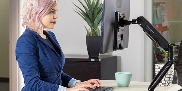 How to Choose the Appropriate and Best Monitor Mount?